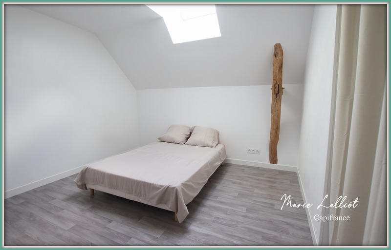 Maison - 360 m² - 10 pièces