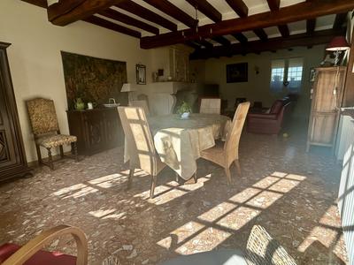 Maison - 166 m² - 6 pièces