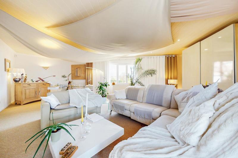 Maison - 205 m² - 4 pièces