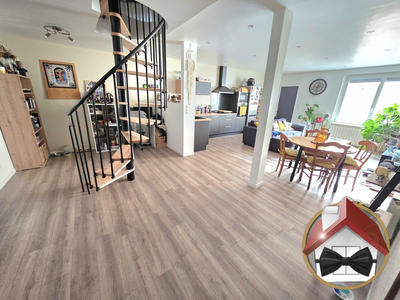 Appartement - 80 m² - 3 pièces