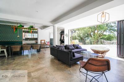 Maison - 168 m² - 4 pièces