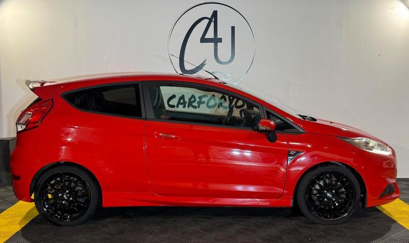 Ford Fiesta VI Phase 2 St 1.6t EcoBoost 182ch Sièges Recaro, Ordinateur de bord, Climatisation