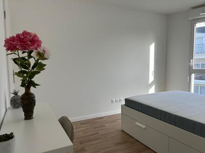 Appartement - 83 m² - 4 pièces