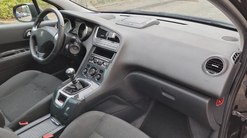 Peugeot 5008 I 2.0 BlueHDi 150 Allure - 7 places