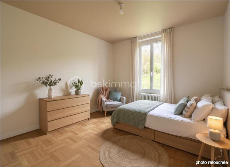 Maison - 257 m² - 8 pièces