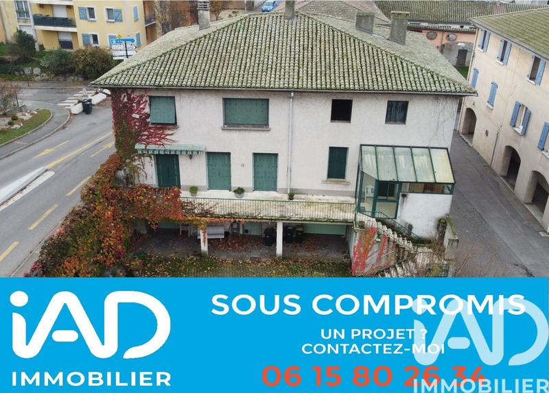 Maison de ville - 241 m² - 4 pièces