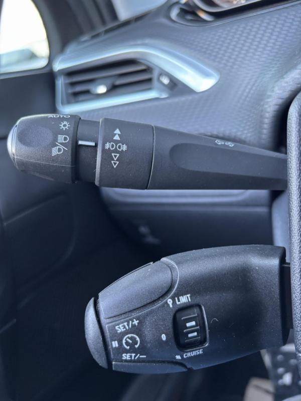 Peugeot 208 1.2 PureTech 82 Active