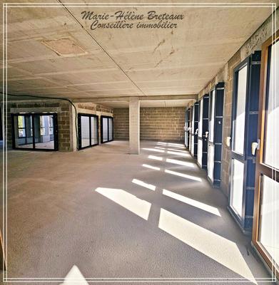 Bureau - 265 m² - 1 pièce