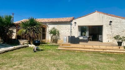 Maison - 200 m² - 7 pièces