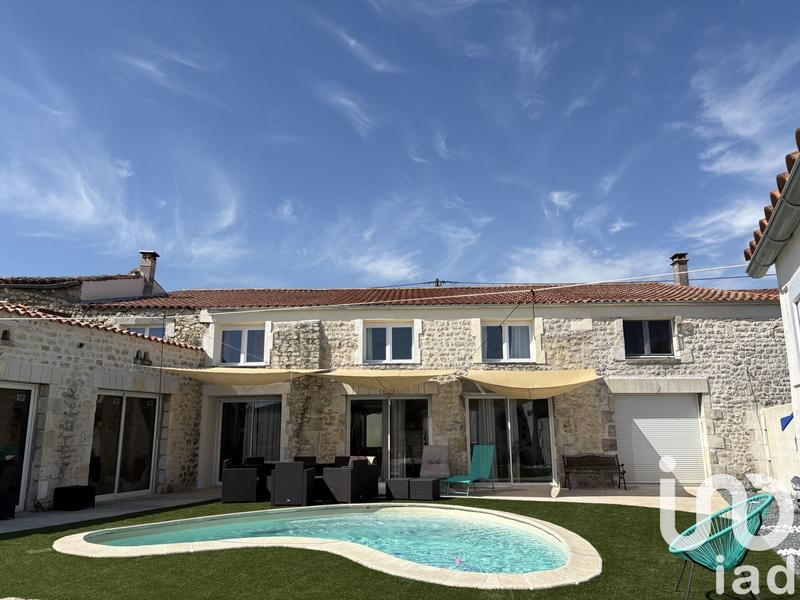 Maison - 350 m² - 11 pièces