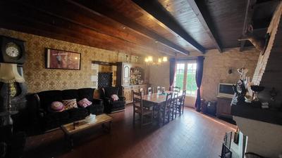 Maison - 134 m² - 5 pièces