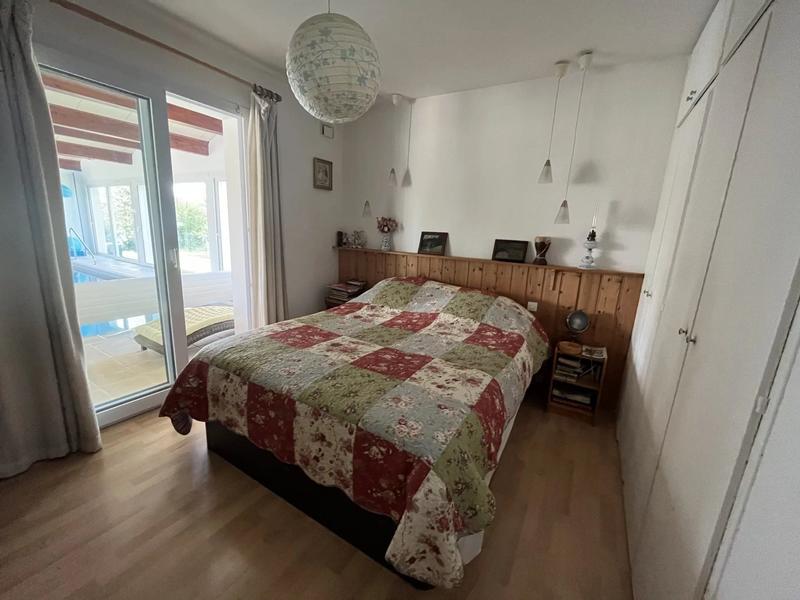 Maison - 203 m² - 7 pièces