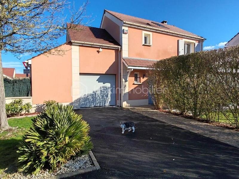 Maison - 114 m² - 6 pièces