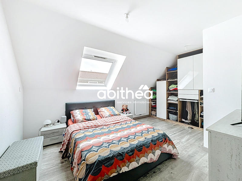 Maison - 100 m² - 5 pièces