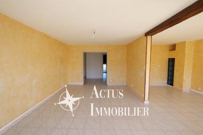 Appartement - 117 m² - 6 pièces