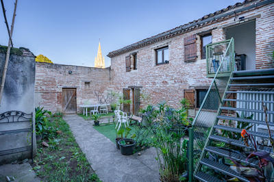 Maison - 304 m² - 16 pièces