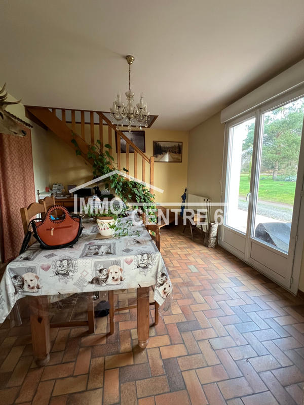 Maison - 163 m² - 6 pièces