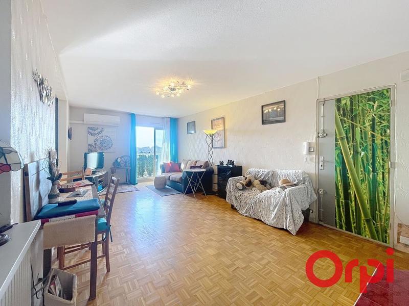 Appartement - 70 m² - 3 pièces