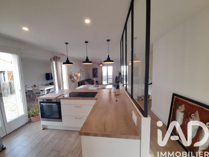 Maison - 90 m² - 3 pièces