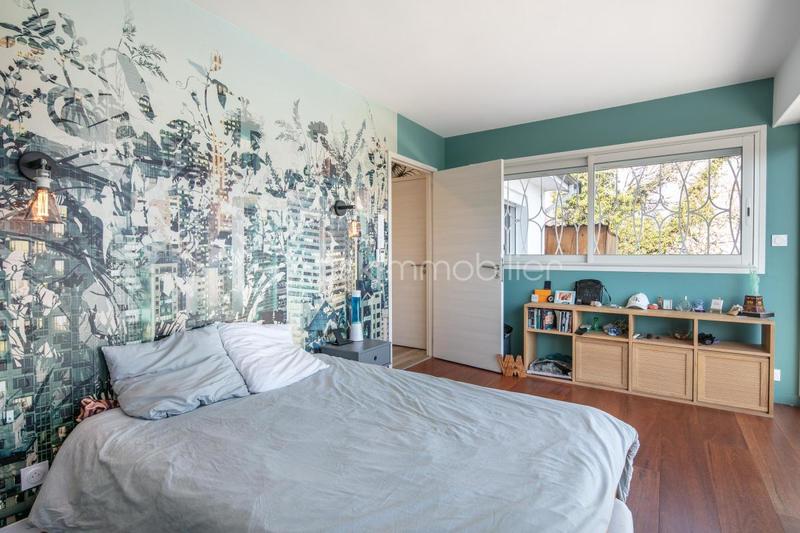 Maison - 200 m² - 6 pièces