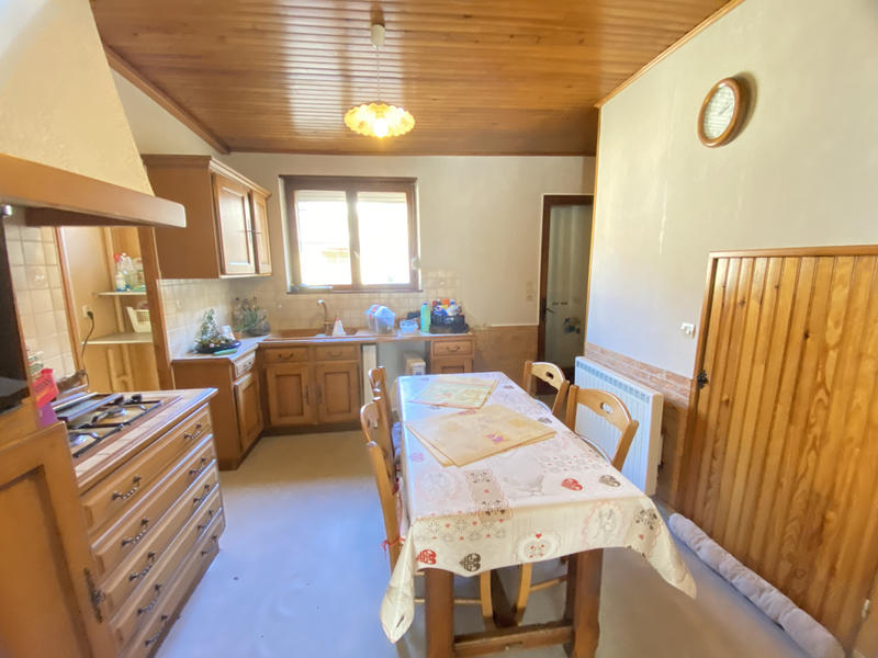 Maison - 94 m² - 5 pièces