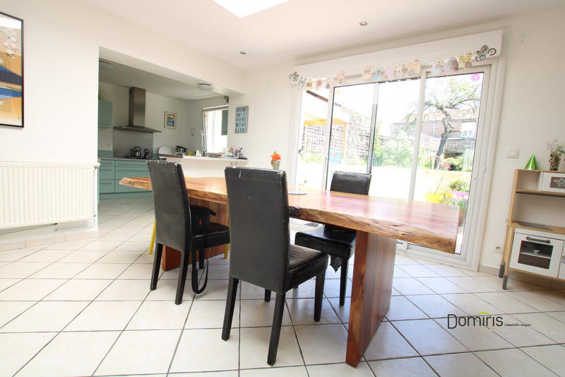 Maison - 144 m² - 5 pièces