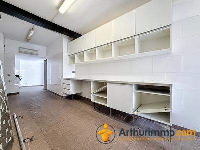 Bureau - 141 m²