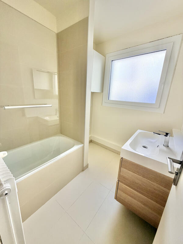 Appartement - 63 m² - 2 pièces