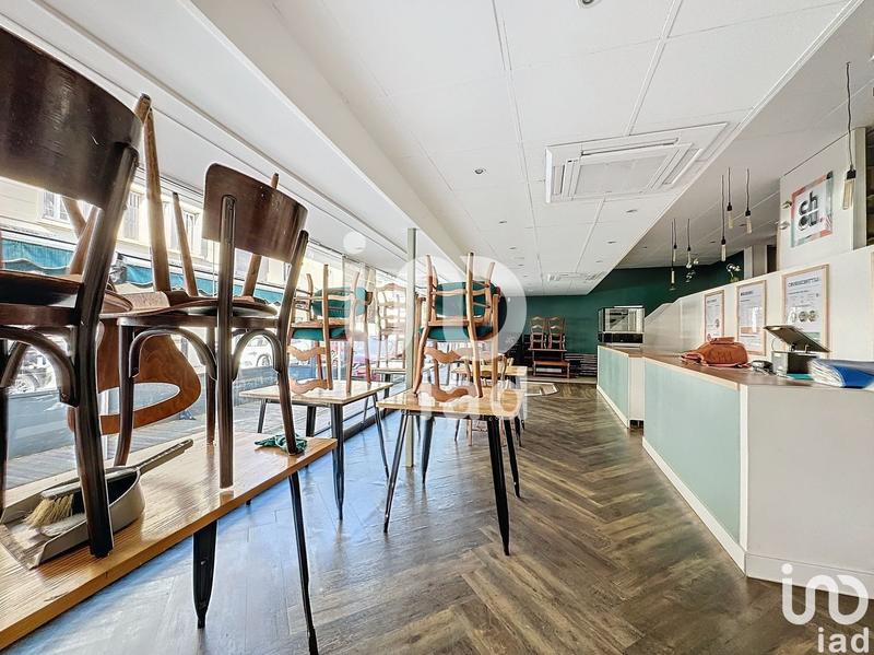 Local commercial - 277 m²