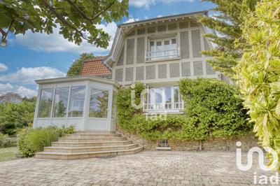 Maison - 177 m² - 6 pièces