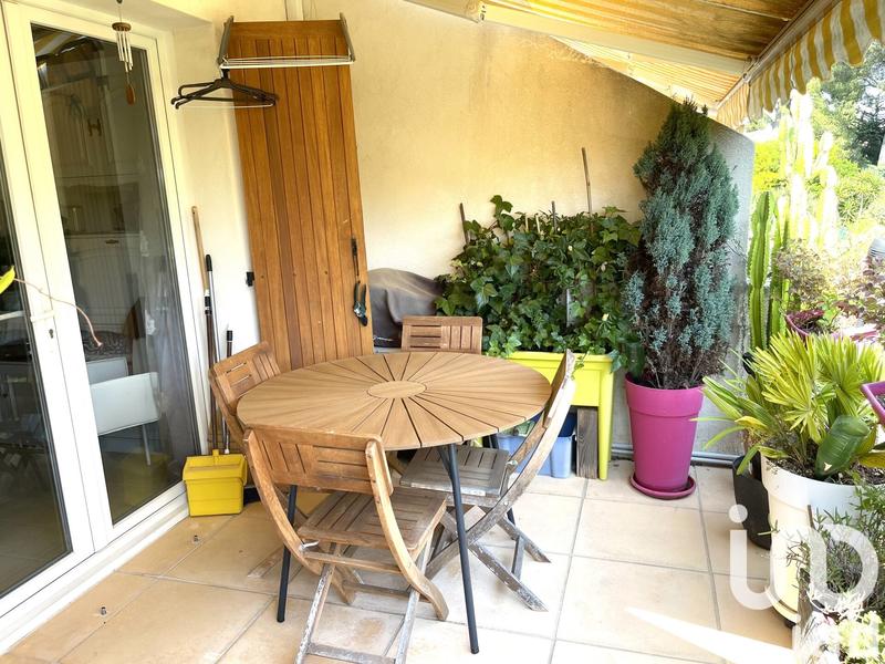 Appartement - 76 m² - 2 pièces