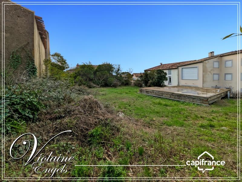 Maison - 240 m² - 10 pièces