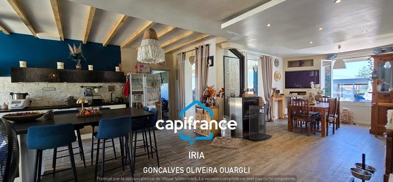 Maison - 200 m² - 6 pièces