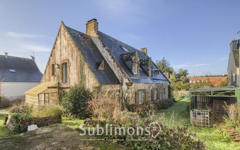 Maison - 224 m² - 7 pièces