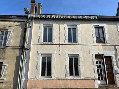 Maison - 103 m² - 5 pièces