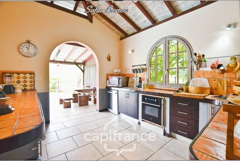 Maison - 108 m² - 5 pièces