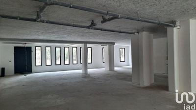 Local commercial - 237 m²