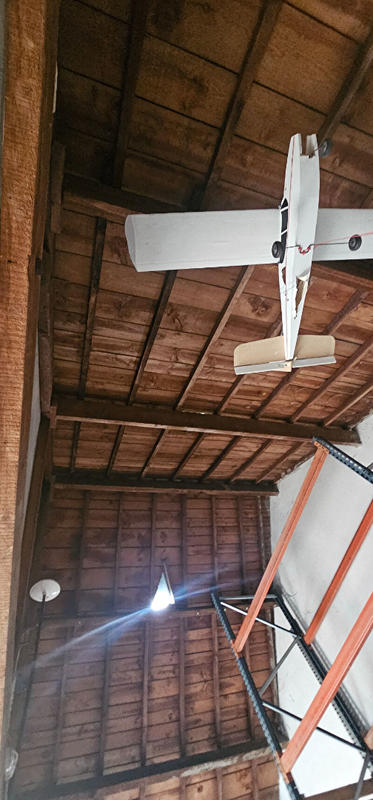 Local d'activité / Entrepôt - 110 m²