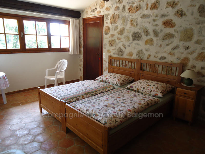 Villa - 200 m² - 6 pièces