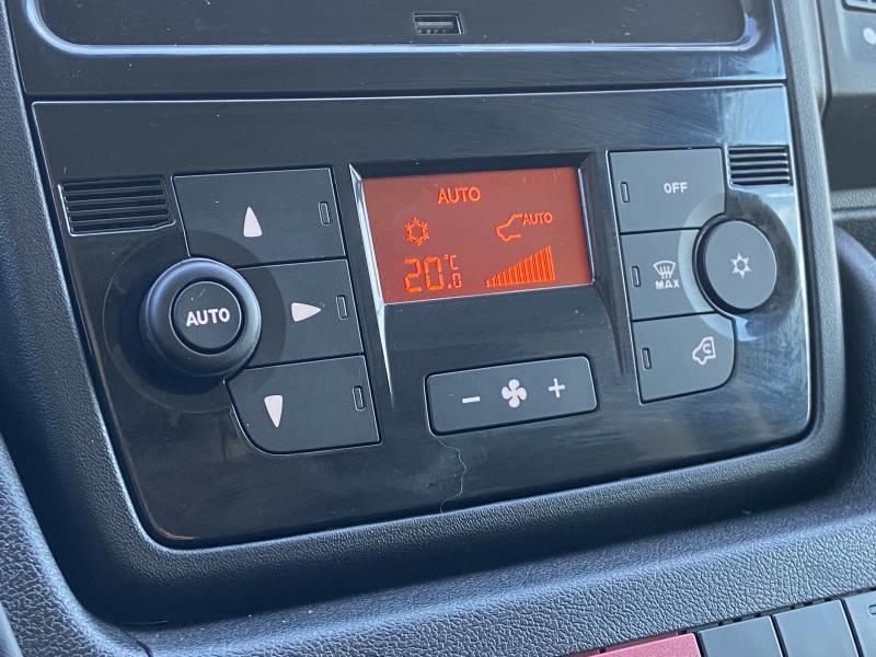 Peugeot Boxer Tole 330 L2h2 Bluehdi 120 s&amp;S Asphalt