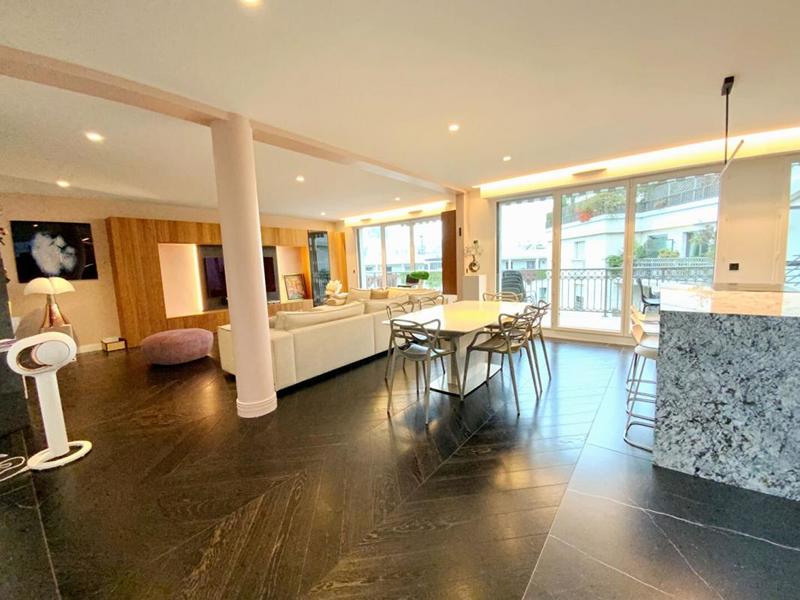 Appartement - 161 m² - 5 pièces