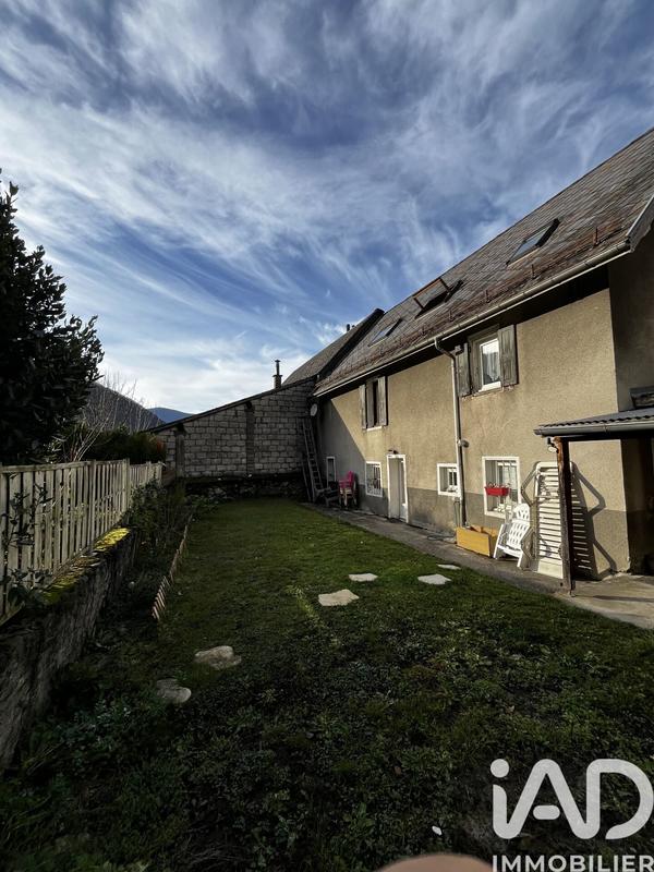 Maison de village - 127 m² - 7 pièces