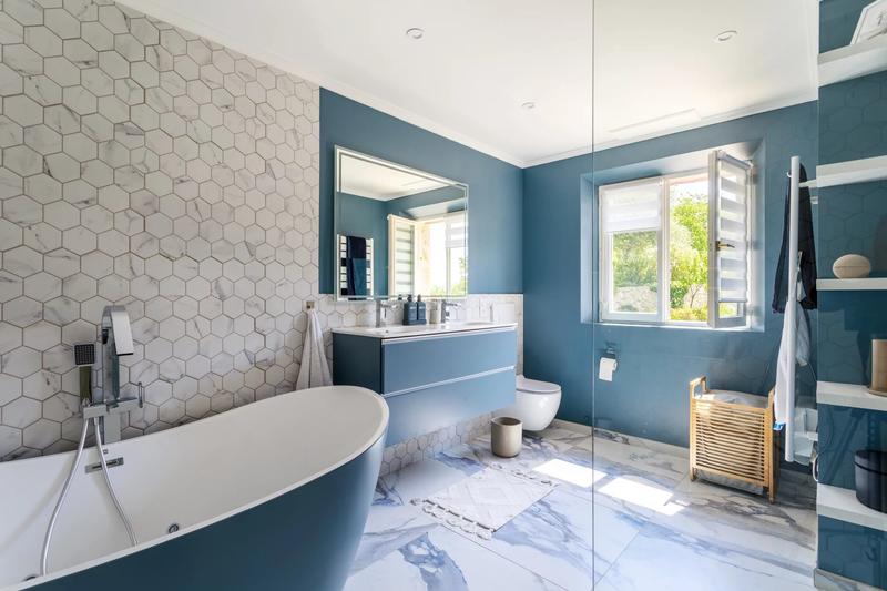 Villa - 235 m² - 9 pièces