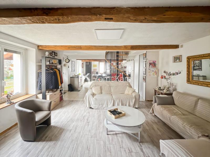 Maison - 190 m² - 7 pièces