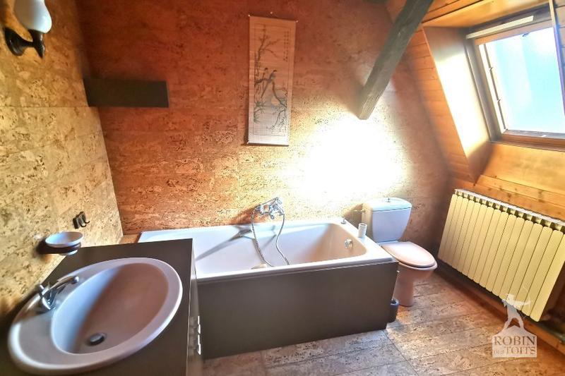 Maison ancienne - 185 m² - 8 pièces