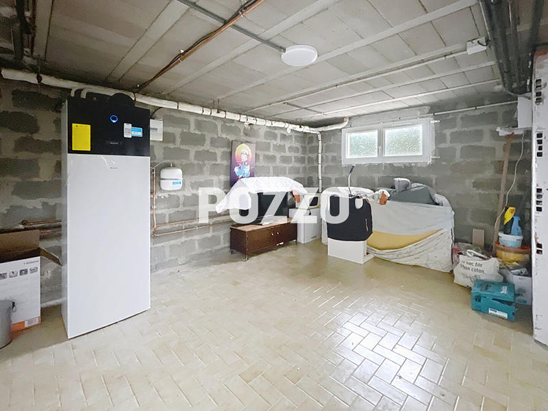 Maison - 342 m² - 18 pièces