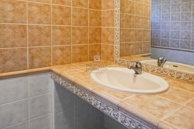 Maison - 143 m² - 5 pièces