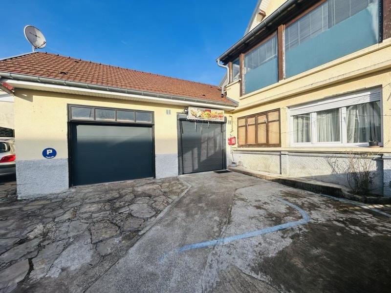 Maison - 140 m² - 6 pièces