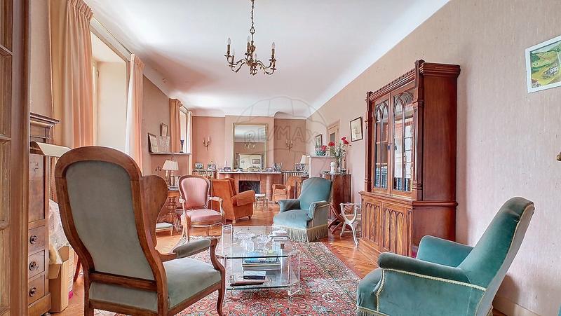 Maison - 162 m² - 6 pièces