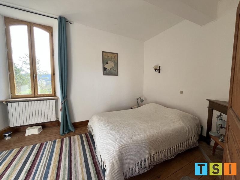 Corps de ferme - 270 m² - 9 pièces